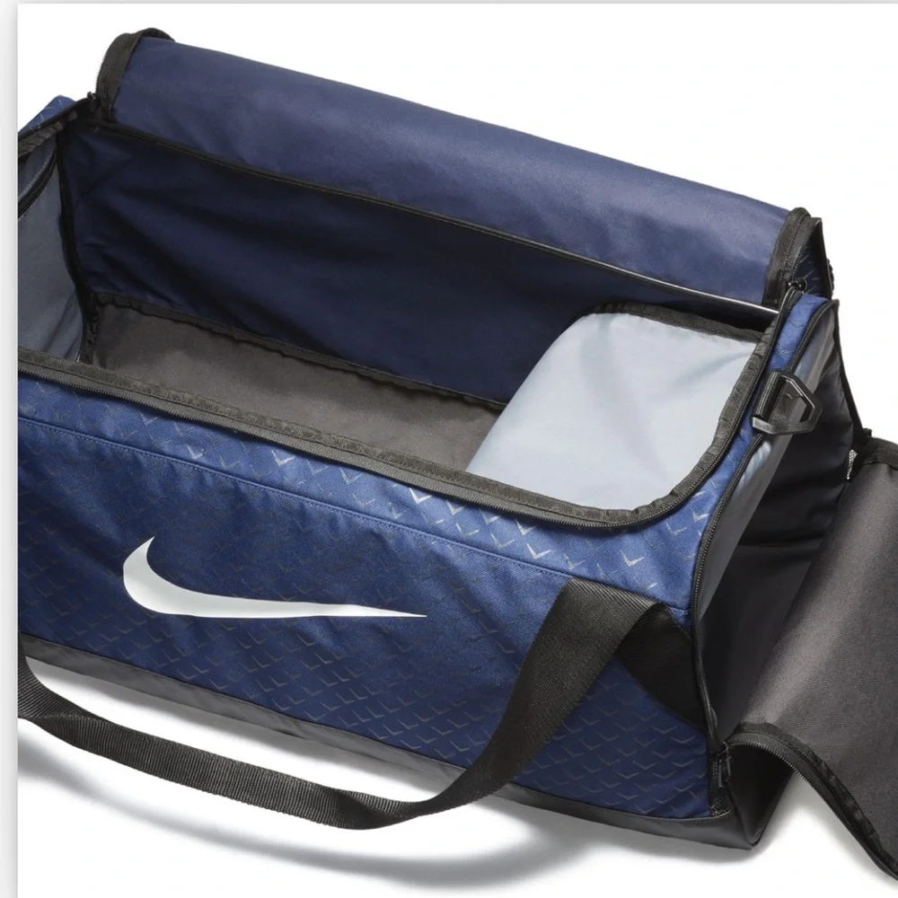 Nike Brasilia 7 Graphic Medium Duffel Bag Color: Binary Blue - Picture 3 of 7